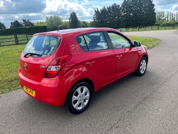 Used Hyundai i20 2011 for sale - 78486233: Photo
