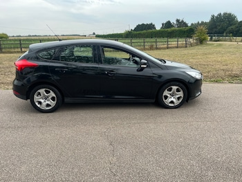 Used Ford Focus 2015 for sale - 75550536: Photo