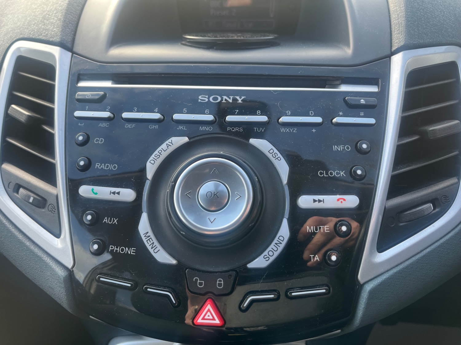 Used Ford Fiesta 2011 for sale - 77350743: Photo 18