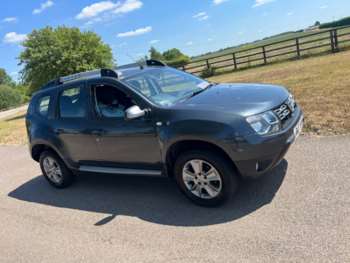 Used Dacia Duster 2017 for sale - 75095871: Photo