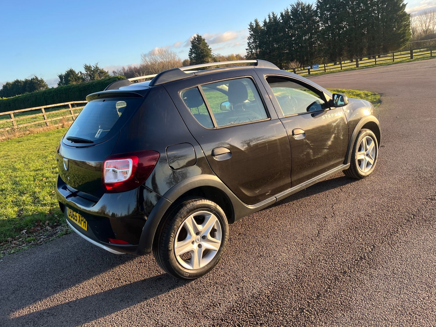 Used Dacia Sandero Stepway 2015 for sale - 76694847: Photo 4