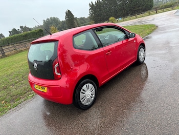 Used Volkswagen up! 2013 for sale - 75952330: Photo