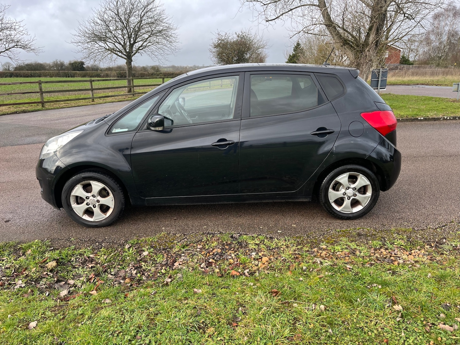 Used Kia Venga 2013 for sale - 77168719: Photo 7