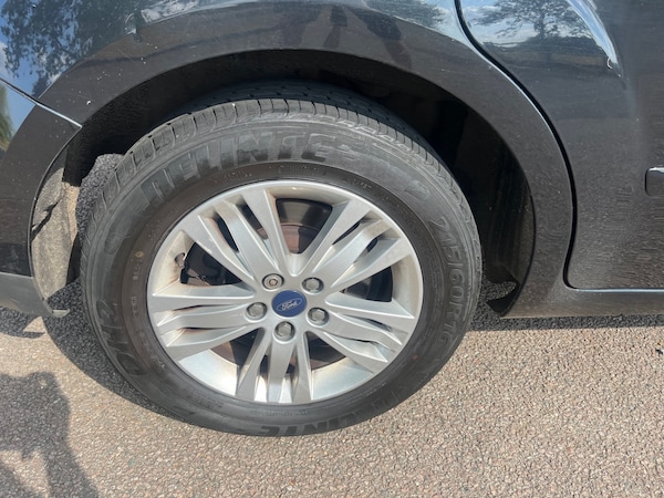 Used Ford S-Max 2013 for sale - 75236127: Photo 11