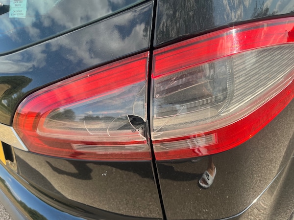 Used Ford S-Max 2013 for sale - 75236127: Photo 14