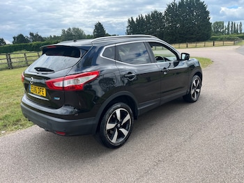 Used Nissan Qashqai 2016 for sale - 79054060: Photo