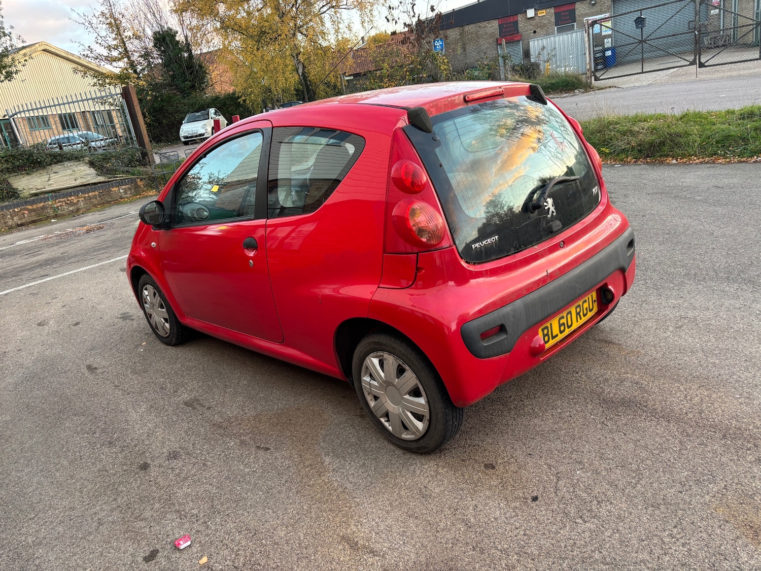Used Peugeot 107 2011 for sale - 76445117: Photo 4