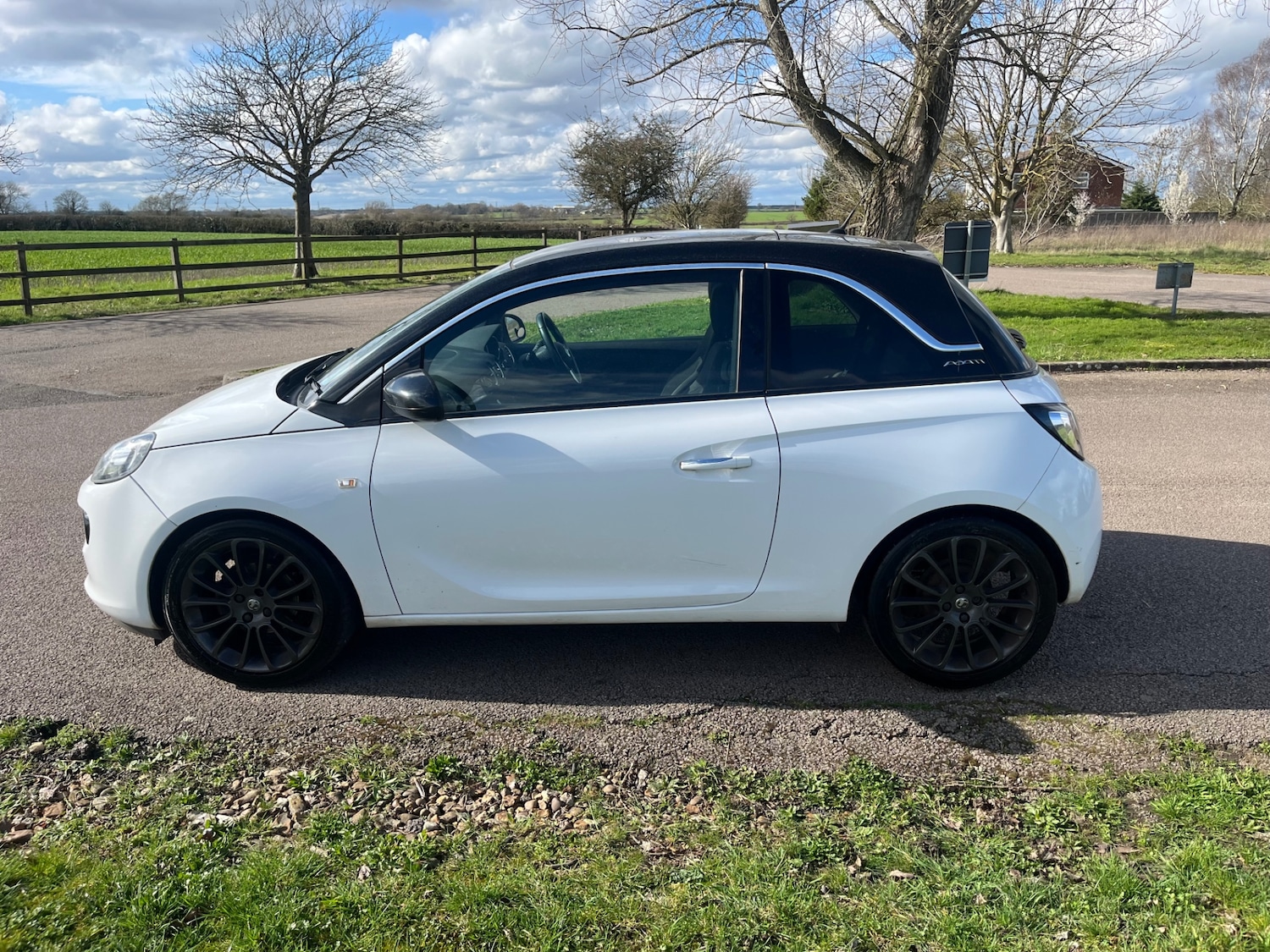 Used Vauxhall ADAM 2016 for sale - 77818036: Photo 9