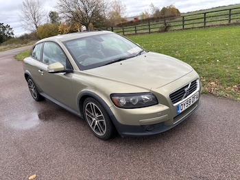 Used Volvo C30 2009 for sale - 76451785: Photo