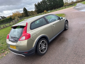 Used Volvo C30 2009 for sale - 76451785: Photo