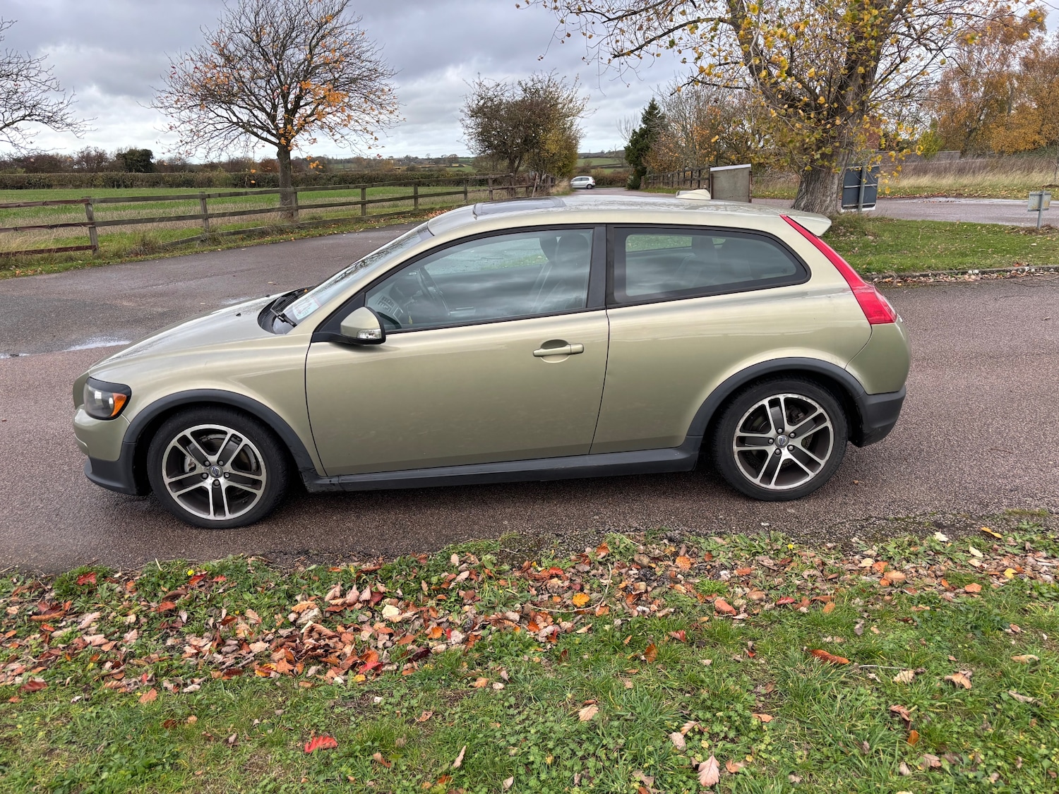 Used Volvo C30 2009 for sale - 76451785: Photo 7