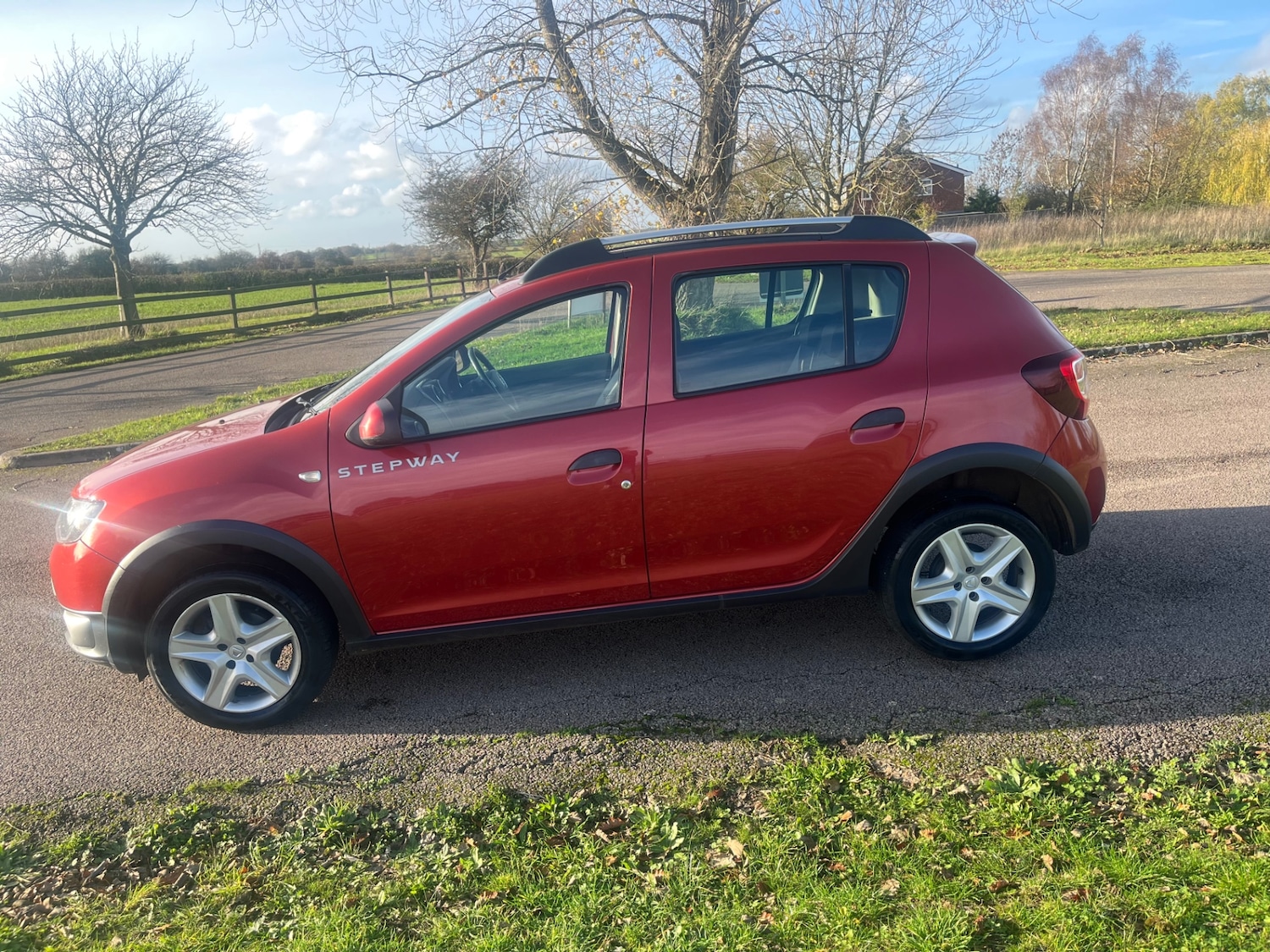 Used Dacia Sandero Stepway 2016 for sale - 76566446: Photo 7