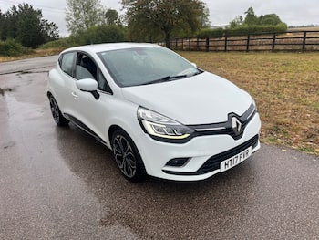 Used Renault Clio 2017 for sale - 79771655: Photo