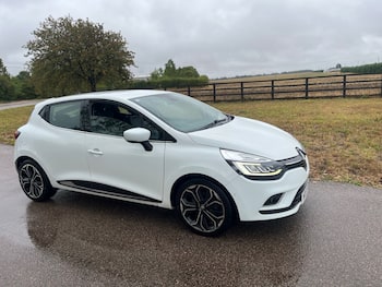 Used Renault Clio 2017 for sale - 79771655: Photo