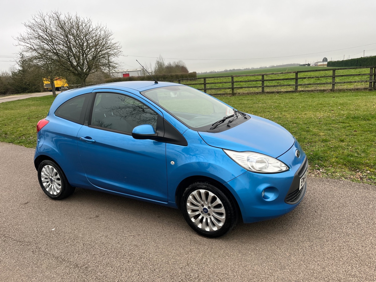 Used Ford Ka 2015 for sale - 77796715: Photo 2