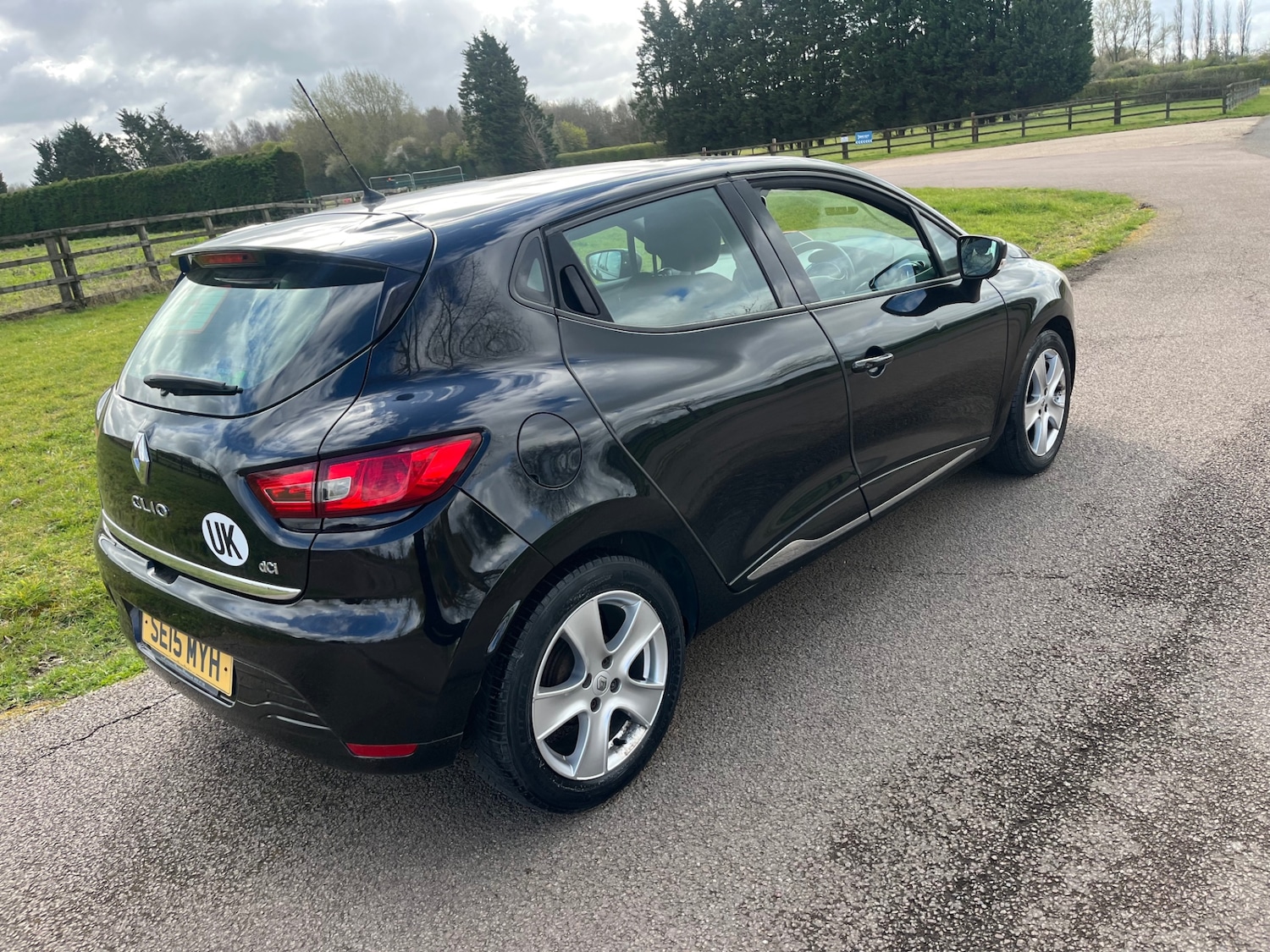 Used Renault Clio 2015 for sale - 78011253: Photo 4