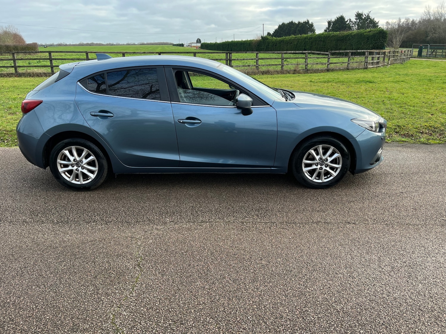 Used Mazda Mazda3 2014 for sale - 77093962: Photo 3