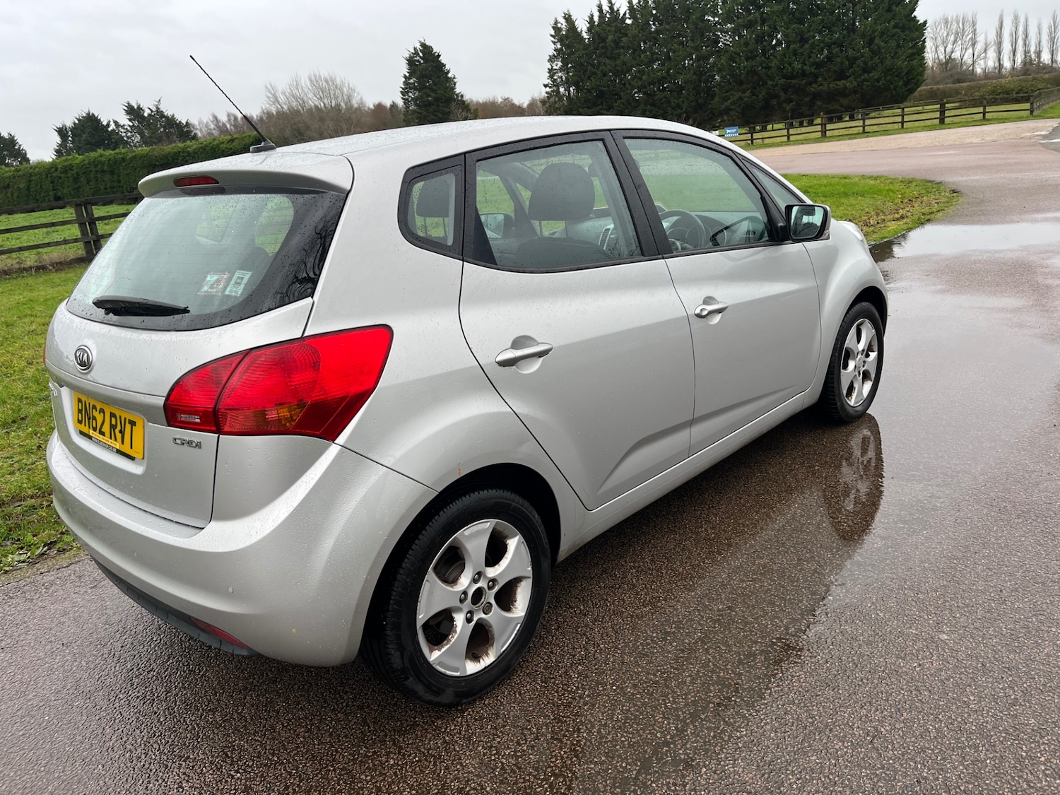 Used Kia Venga 2012 for sale - 76892778: Photo 4