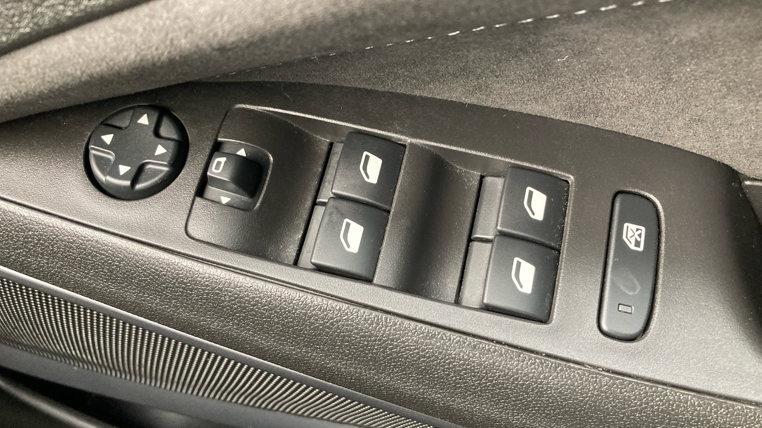 Used Vauxhall Crossland 2022 for sale - 76959805: Photo 36