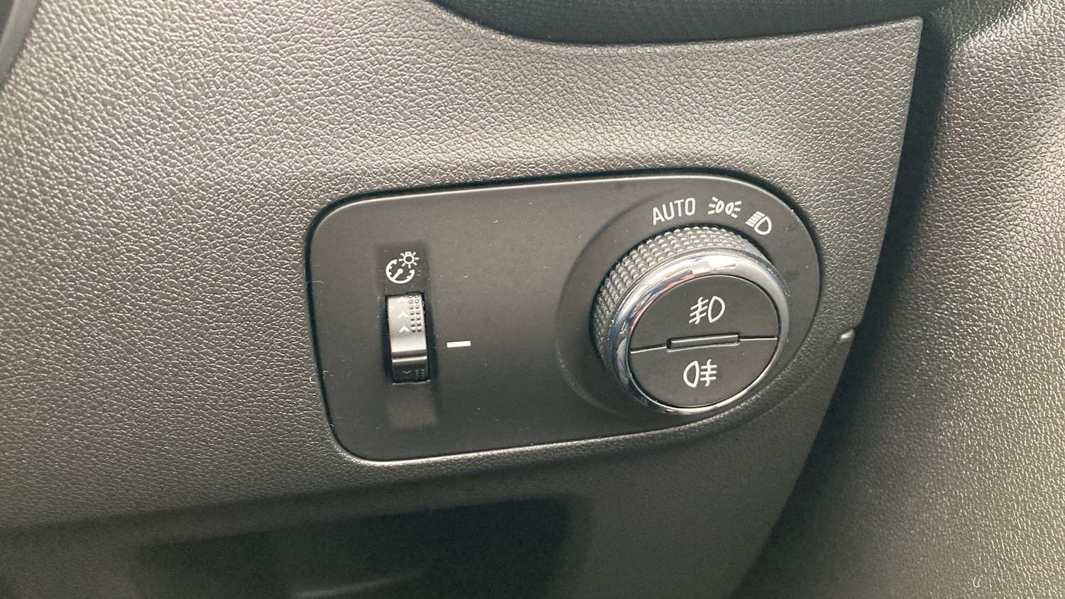 Used Vauxhall Crossland 2022 for sale - 76959805: Photo 37