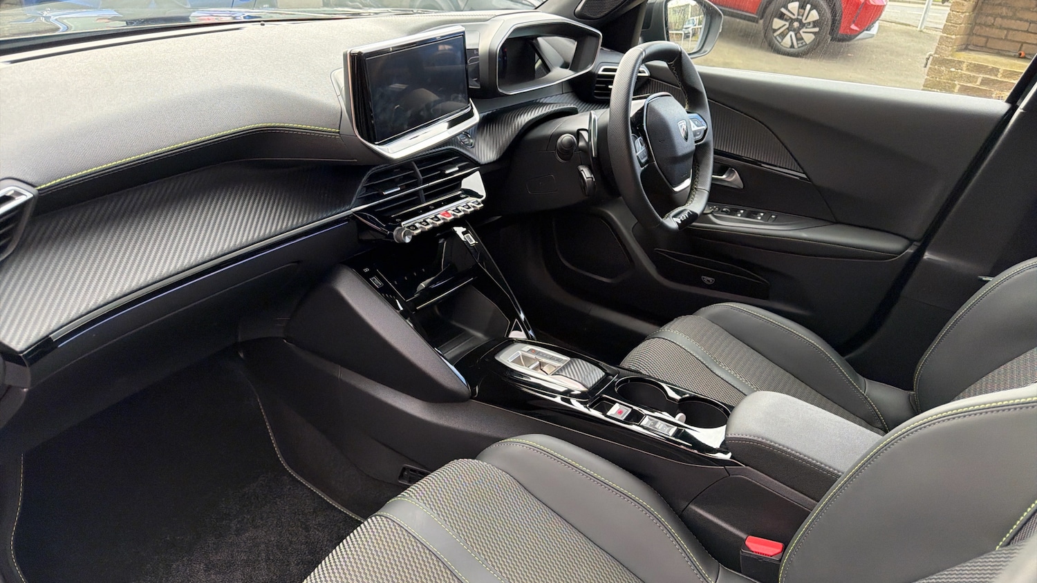 Used Peugeot 2008 2025 for sale - 77715257: Photo 9