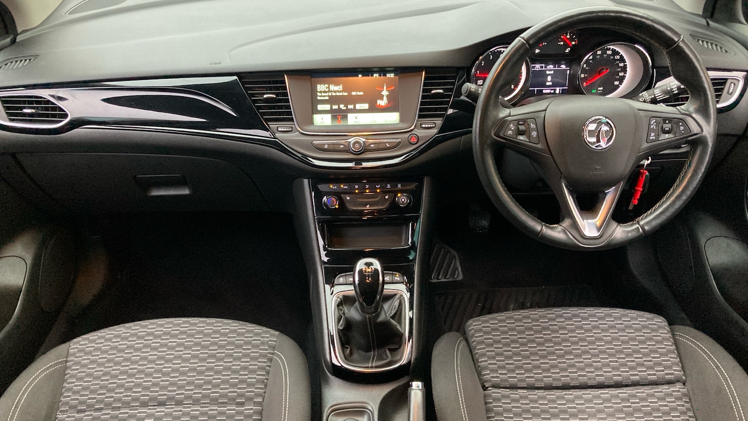 Used Vauxhall Astra 2018 for sale - 76777225: Photo 10