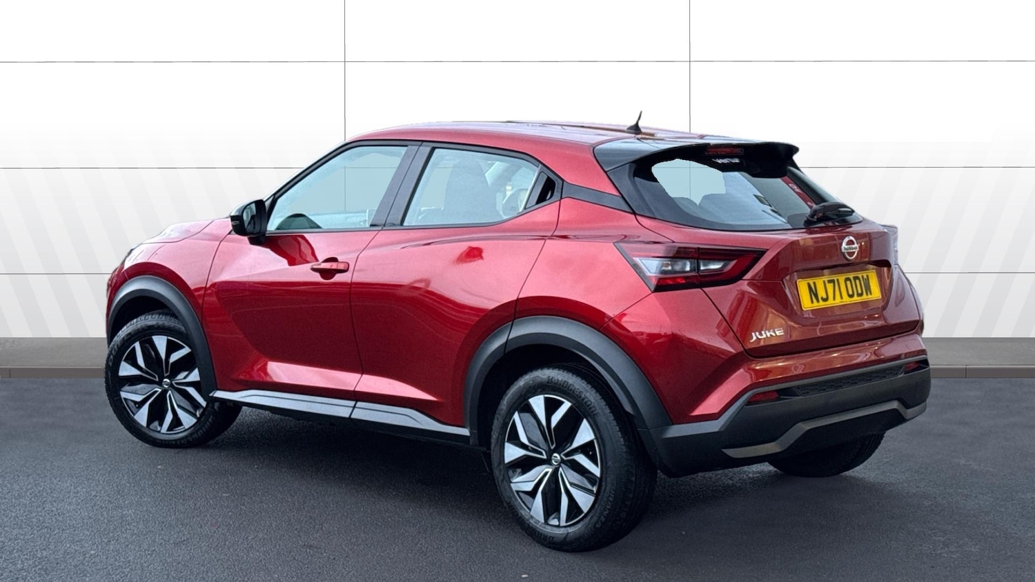 Used Nissan Juke 2021 for sale - 76554157: Photo 2