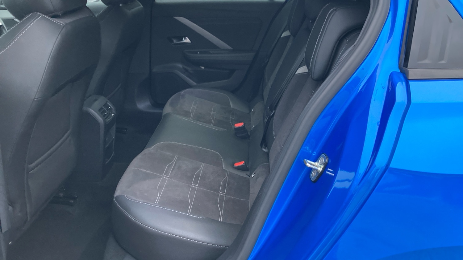 Used Vauxhall Astra 2023 for sale - 77932528: Photo 16