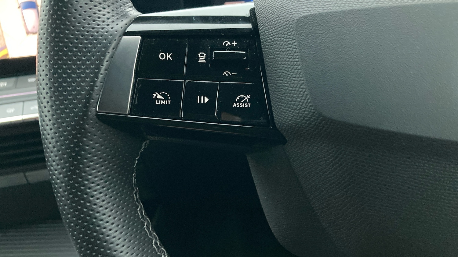 Used Vauxhall Astra 2023 for sale - 77932528: Photo 29