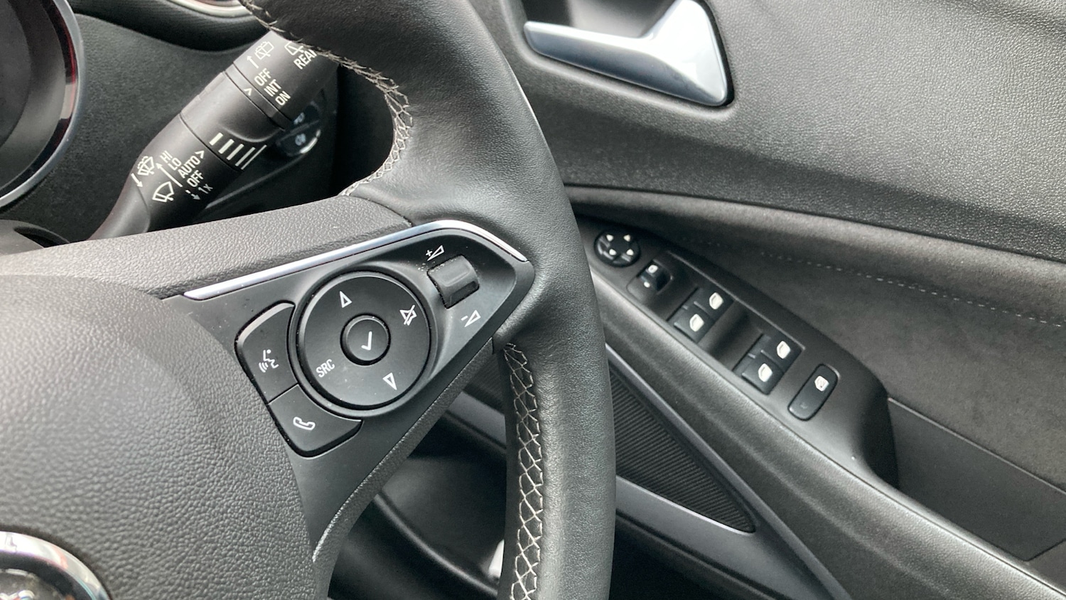 Used Vauxhall Crossland 2022 for sale - 77406859: Photo 30