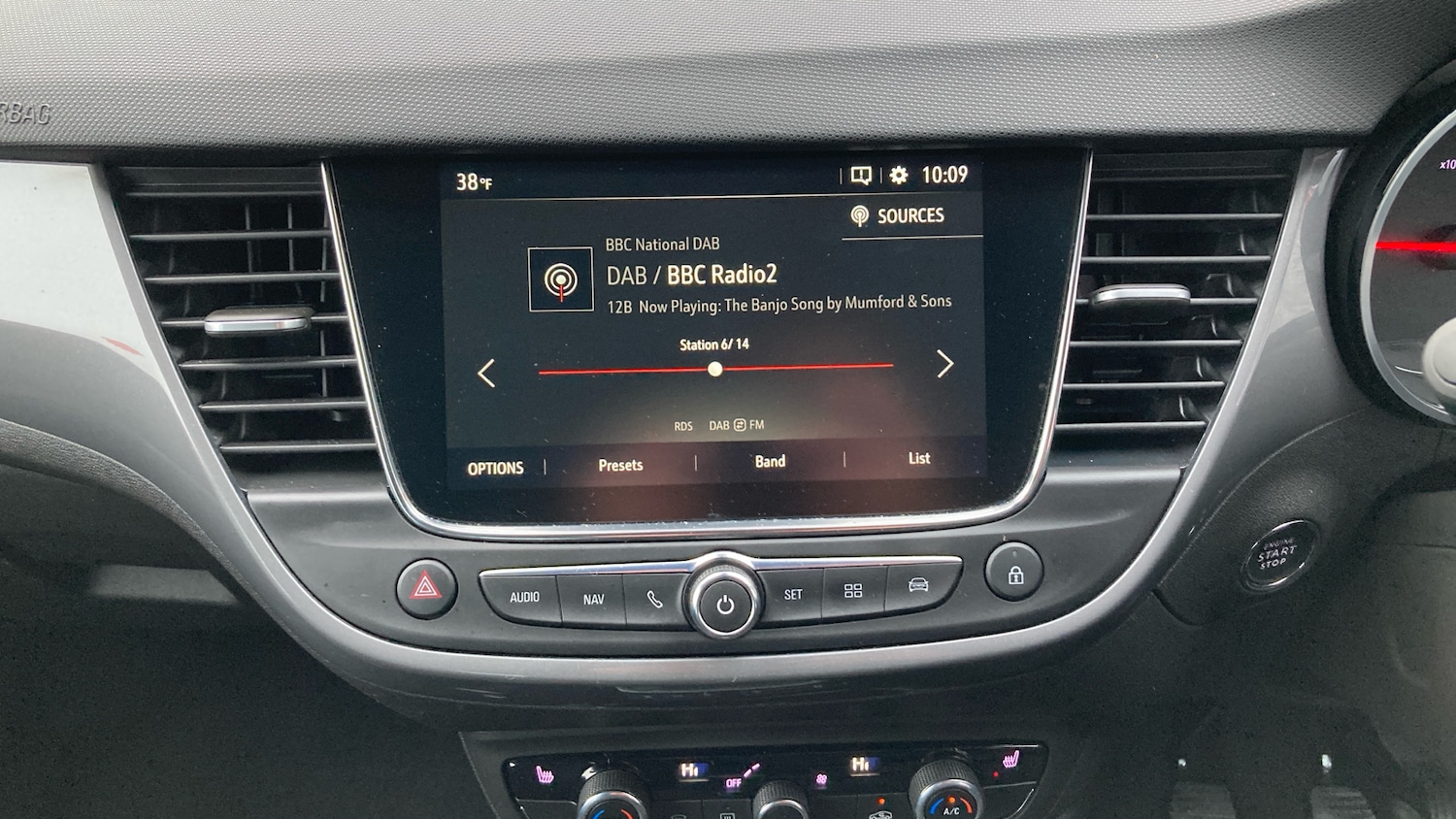 Used Vauxhall Crossland 2022 for sale - 77406859: Photo 33