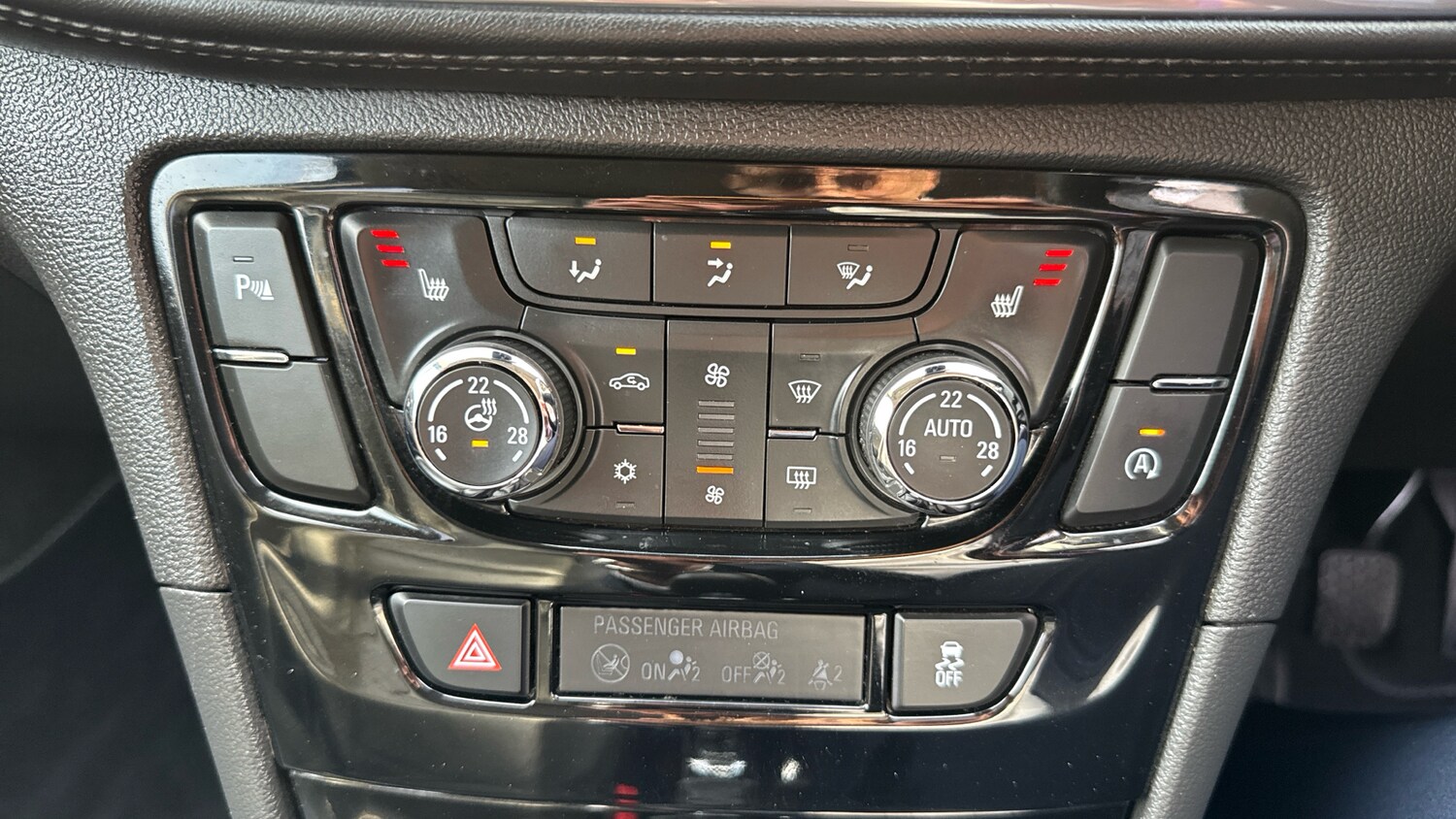 Used Vauxhall Mokka X 2018 for sale - 78198725: Photo 34