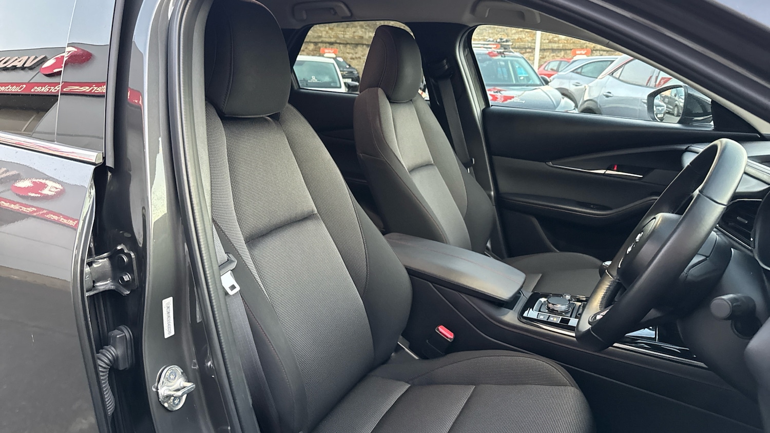 Used Mazda CX-30 2023 for sale - 76605470: Photo 25