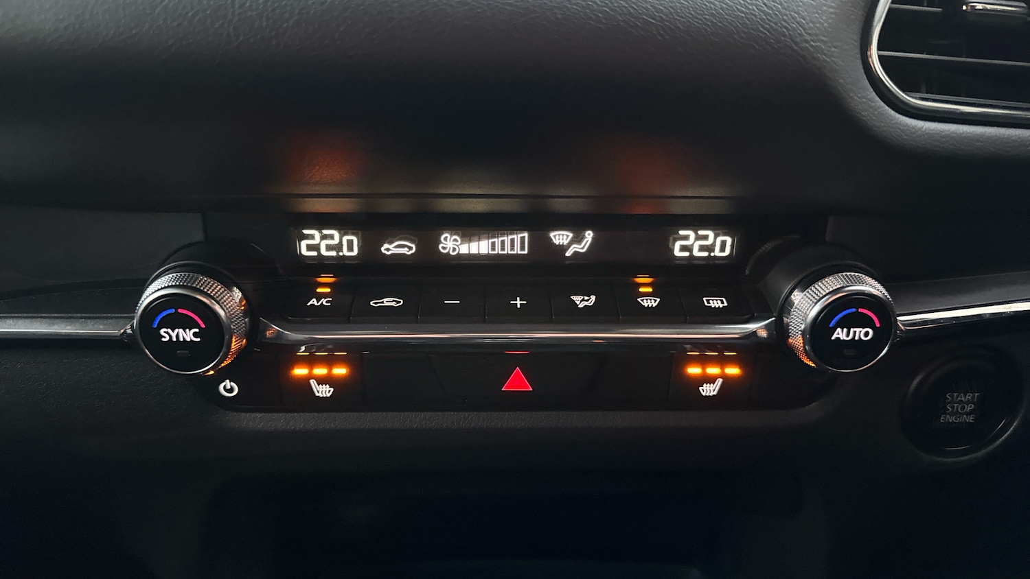 Used Mazda CX-30 2023 for sale - 76605470: Photo 28