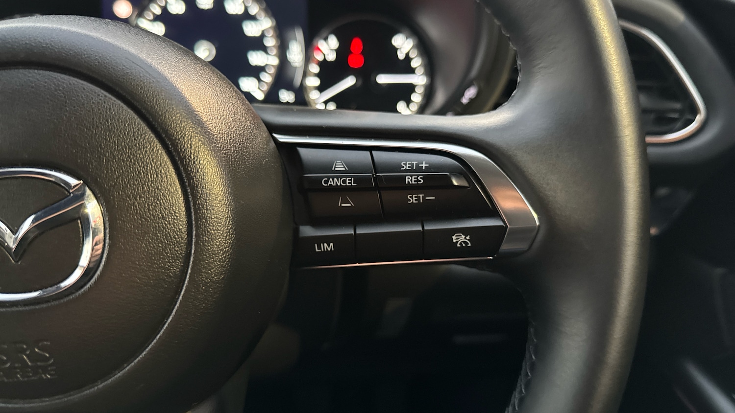 Used Mazda CX-30 2023 for sale - 76605470: Photo 34