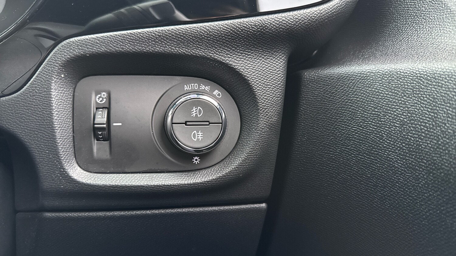 Used Vauxhall Corsa 2023 for sale - 76892847: Photo 39