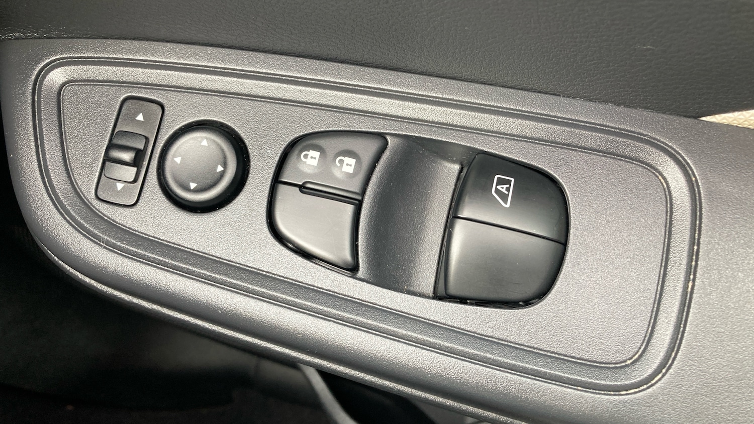 Used Nissan Micra 2017 for sale - 78042606: Photo 30