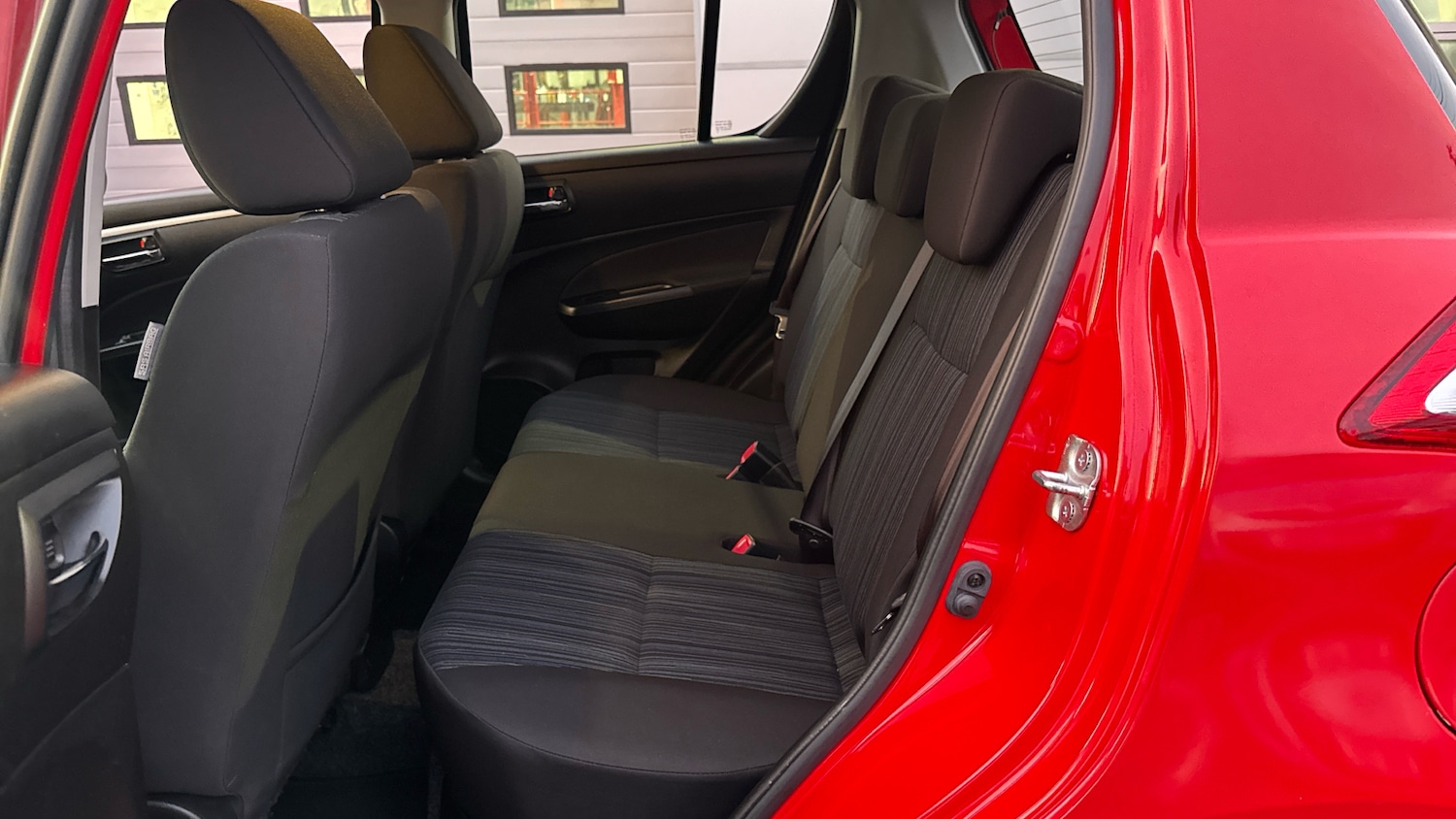 Used Suzuki Swift 2016 for sale - 77220251: Photo 16