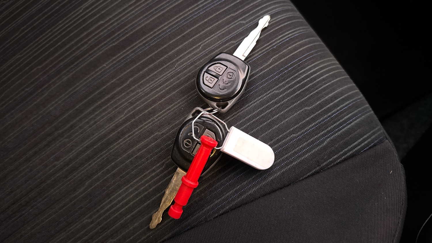 Used Suzuki Swift 2016 for sale - 77220251: Photo 20