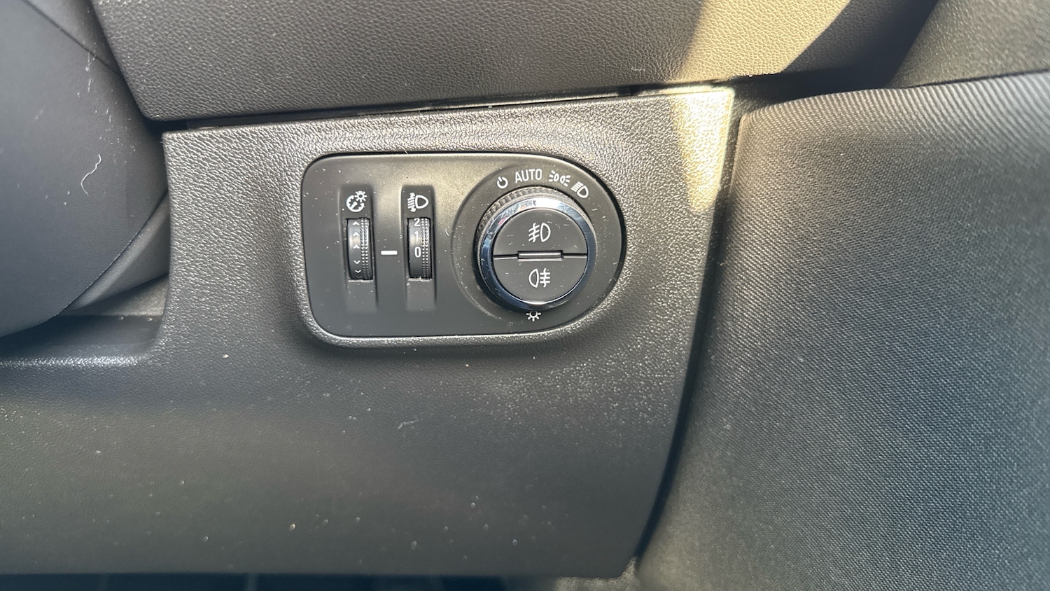 Used Vauxhall Corsa 2019 for sale - 76467927: Photo 28