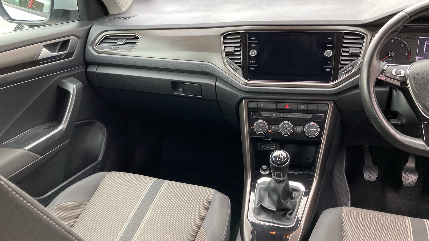 Used Volkswagen T-Roc 2019 for sale - 78223203: Photo 14