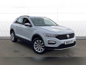 Used Volkswagen T-Roc 2019 for sale - 78223203: Photo