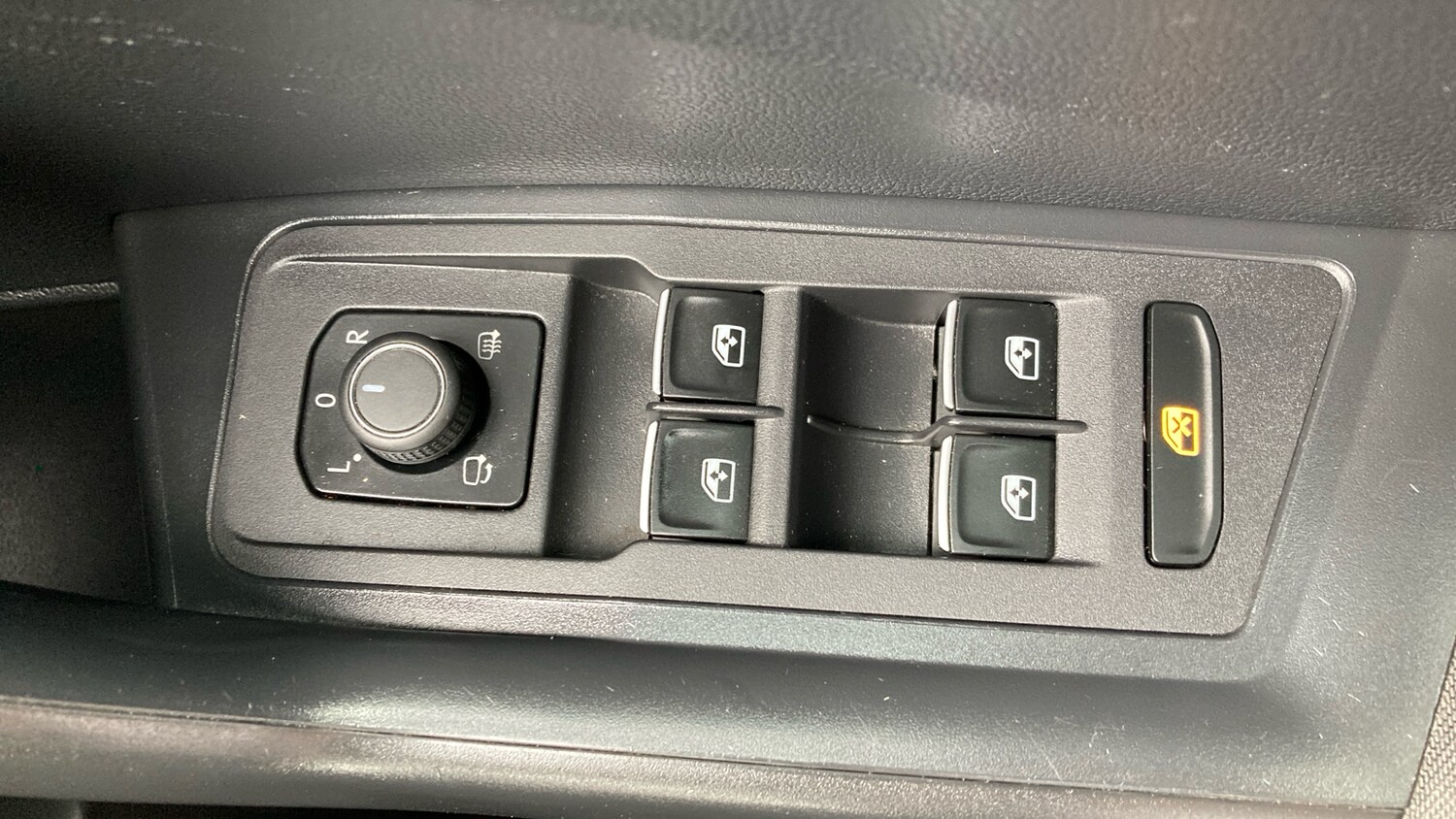 Used Volkswagen T-Roc 2019 for sale - 78223203: Photo 27