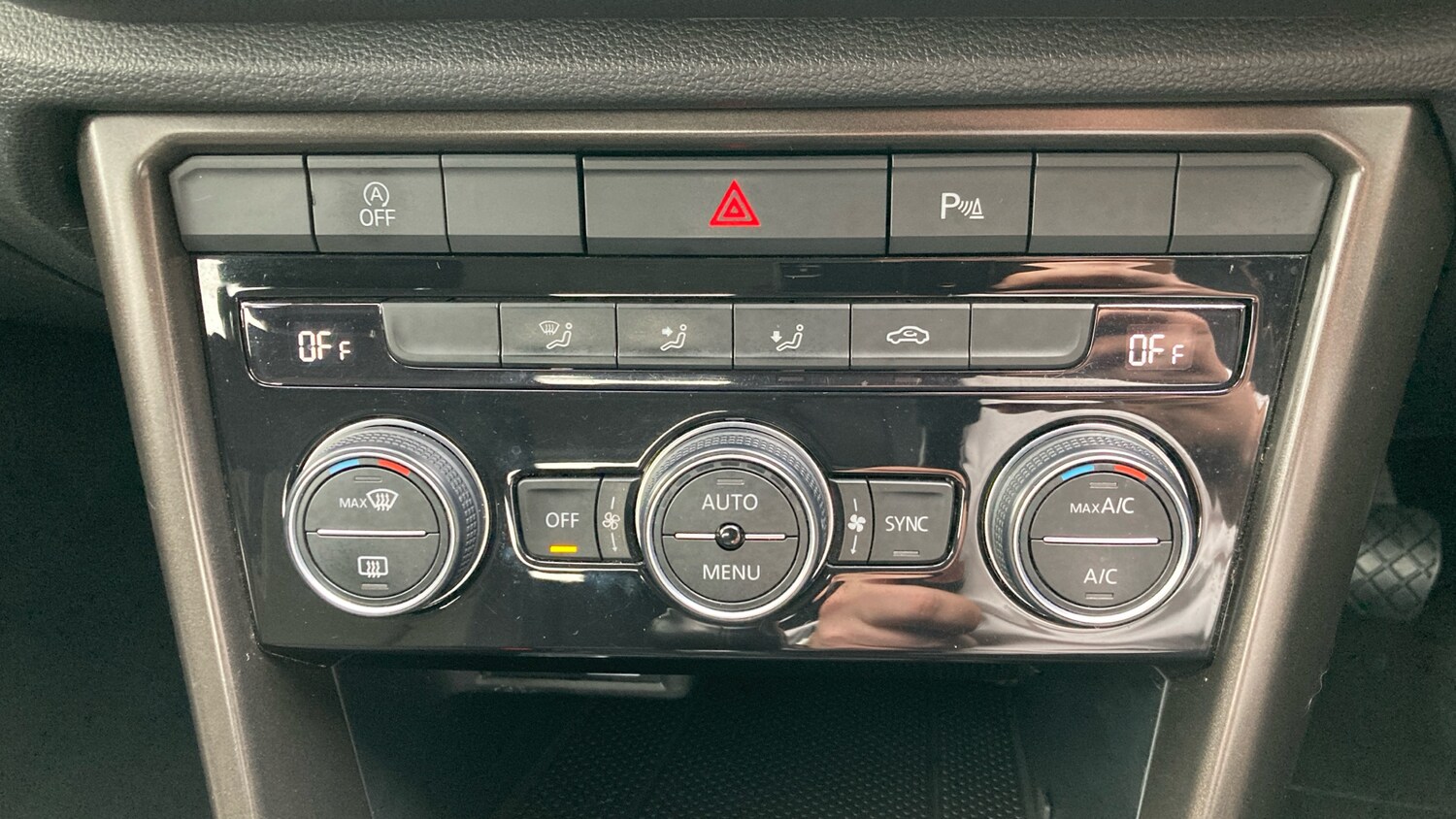 Used Volkswagen T-Roc 2019 for sale - 78223203: Photo 28