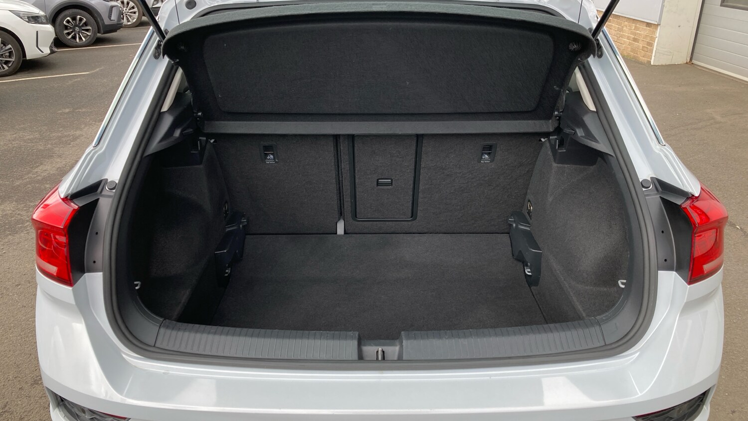 Used Volkswagen T-Roc 2019 for sale - 78223203: Photo 4