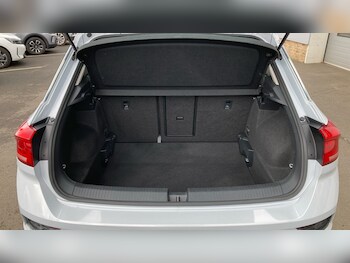 Used Volkswagen T-Roc 2019 for sale - 78223203: Photo