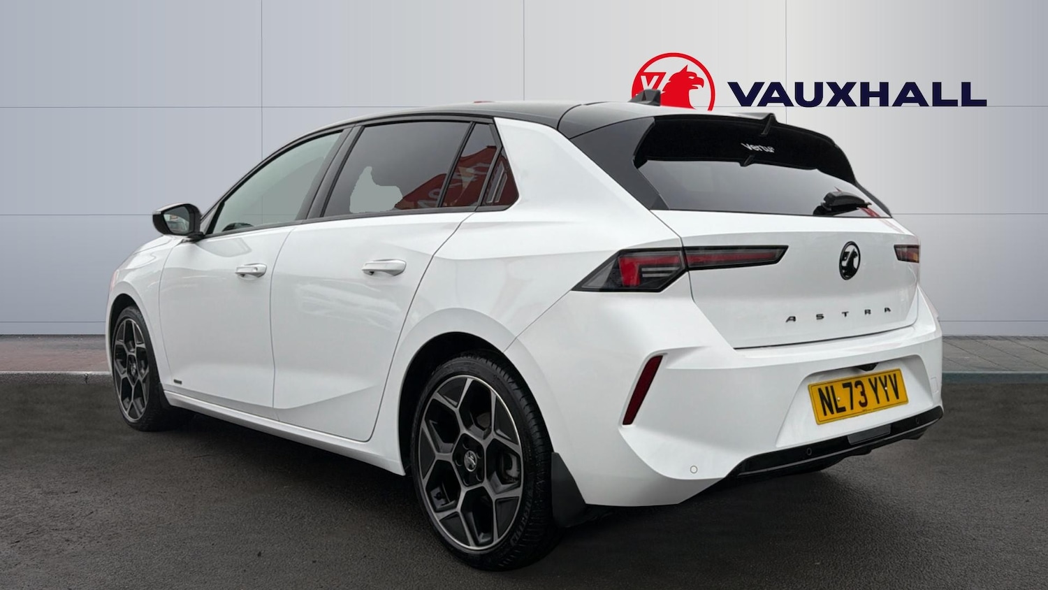 Used Vauxhall Astra 2023 for sale - 77404500: Photo 2