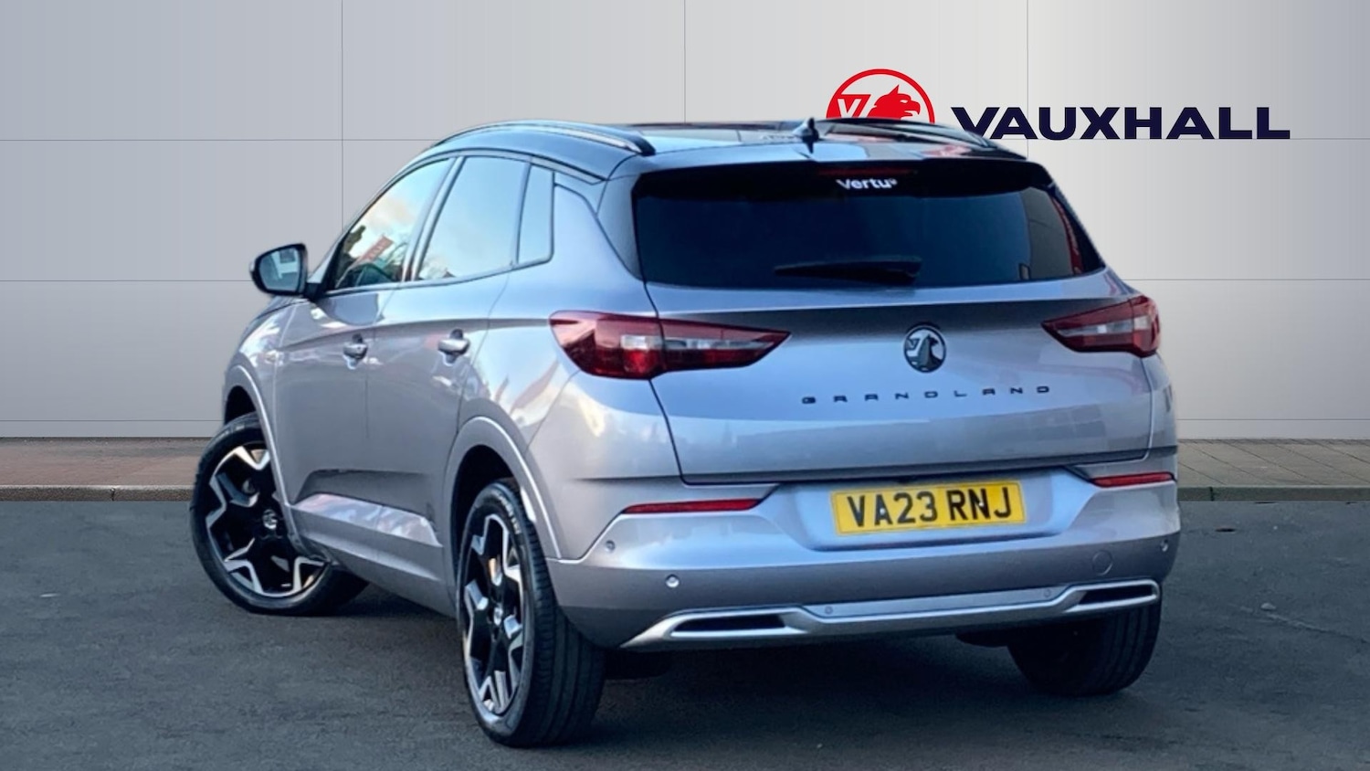 Used Vauxhall Grandland 2023 for sale - 77135667: Photo 2