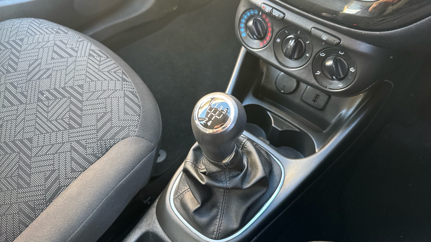 Used Vauxhall Corsa 2018 for sale - 76653126: Photo 13