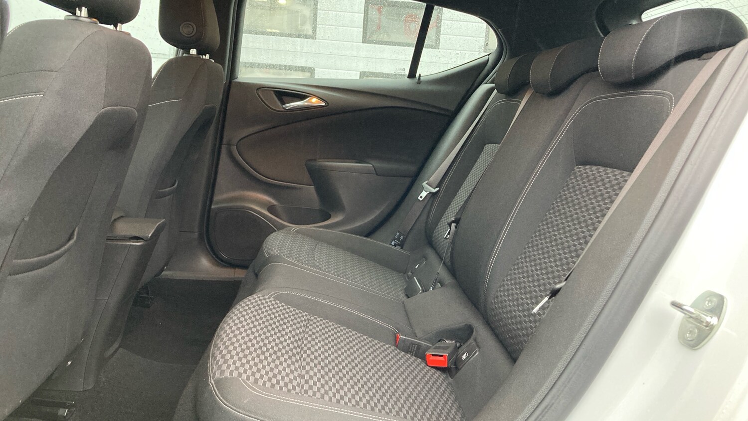 Used Vauxhall Astra 2016 for sale - 77519750: Photo 16